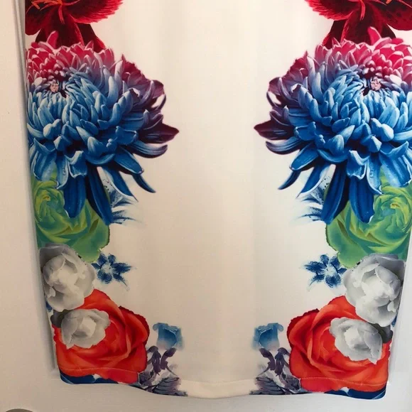 White Foral Dress - Picture 4 of 8